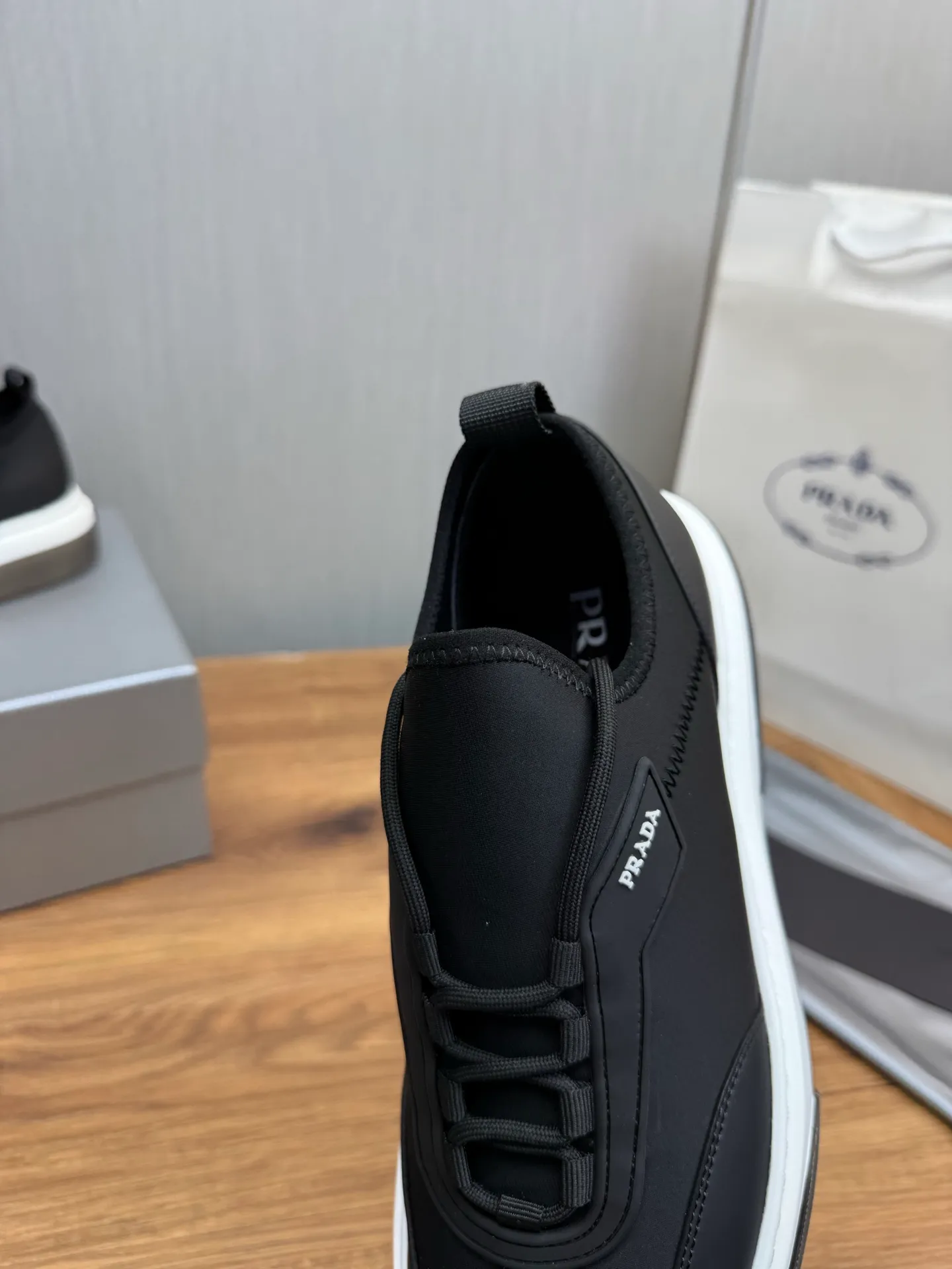 Men's shoes 💰580💰 [PRADA] Men's shoes are popular in the counter, official website is synchronized, 1 high-quality shipment ✔️Original cowhide splicing + cowhide lining, 1🆚1 replica, original sole, 38-45 (45 customized, non-refundable)